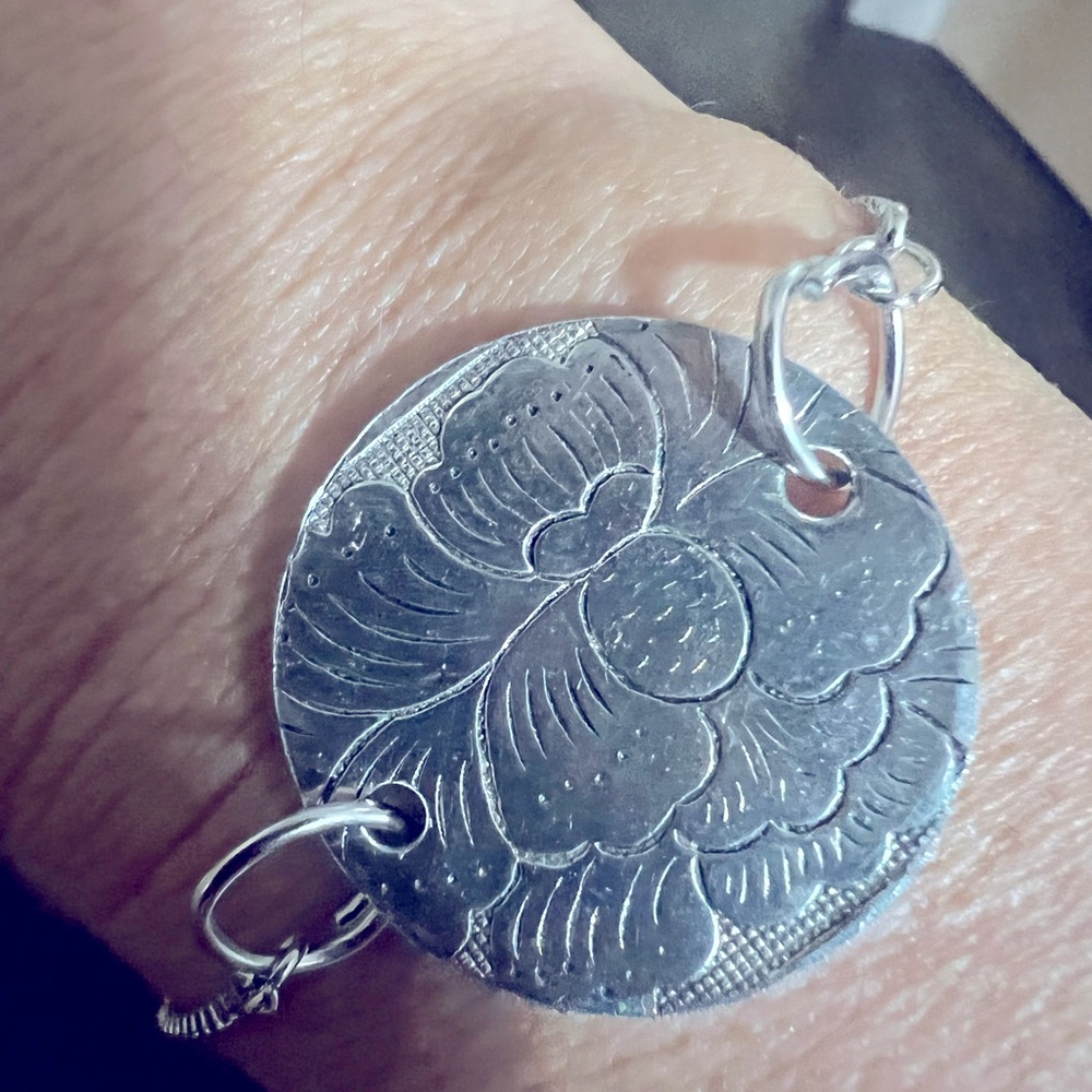 Lotus flower bracelet